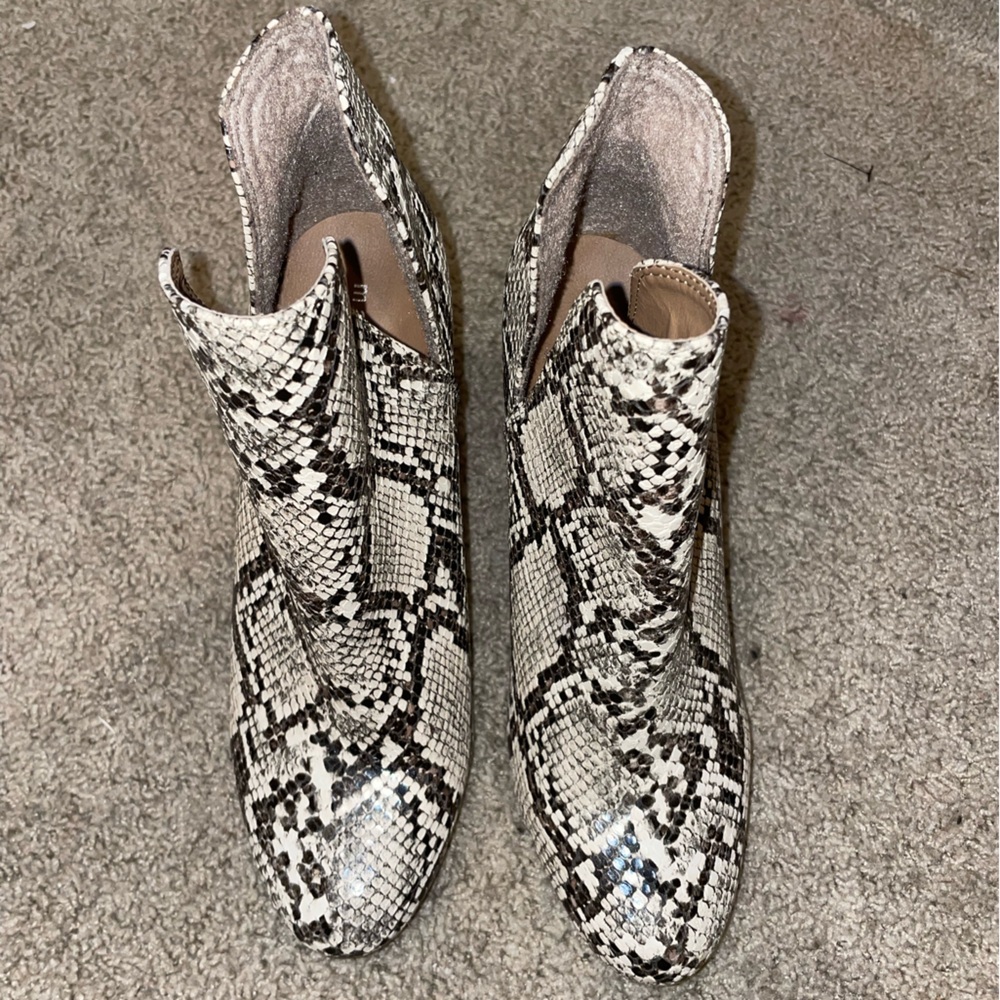 Madden girl snake skin shoes